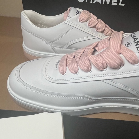 Authentic Chanel CC Low Top Women’s Sneakers size 40 - Picture 15 of 15